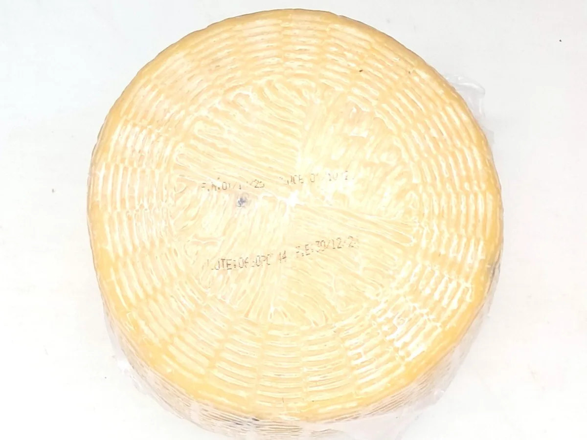 Queso Pecorino C/Pimienta Toscano X Kg