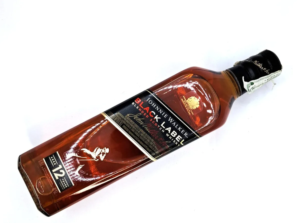 Whisky Black Label 12a 0,75l