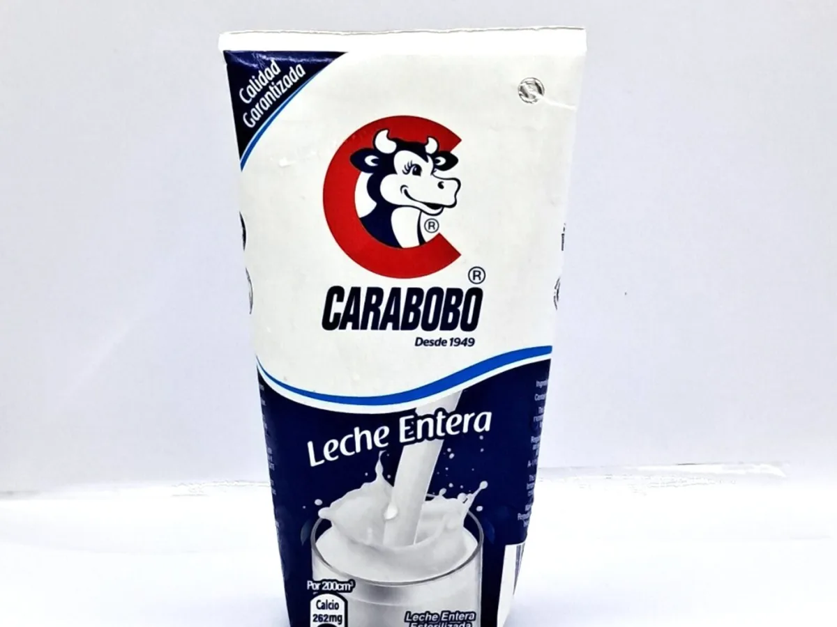 Leche Carabobo Entera Esterelizado 200 Ml